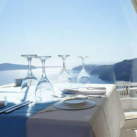 Pantheon Deluxe Hotel 4*