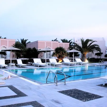 Hotel Pantheon Deluxe 4*