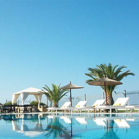 Pantheon Deluxe Hotel Imerovígli
