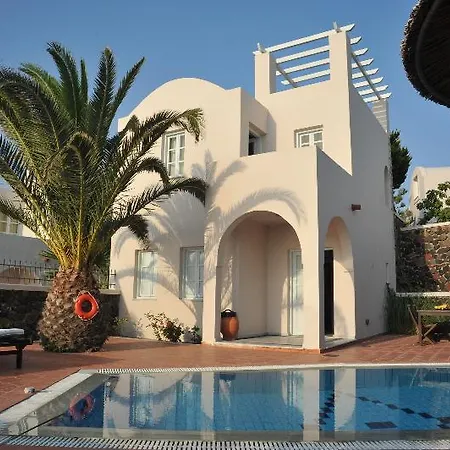 Hotel Pantheon Deluxe 4*