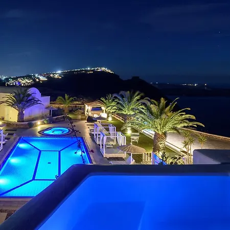Pantheon Deluxe Hotel 4*