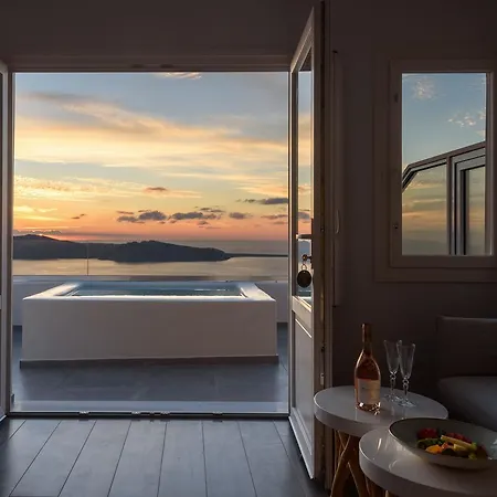 Hotel Pantheon Deluxe 4*