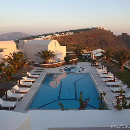 Pantheon Deluxe Hotel 4*